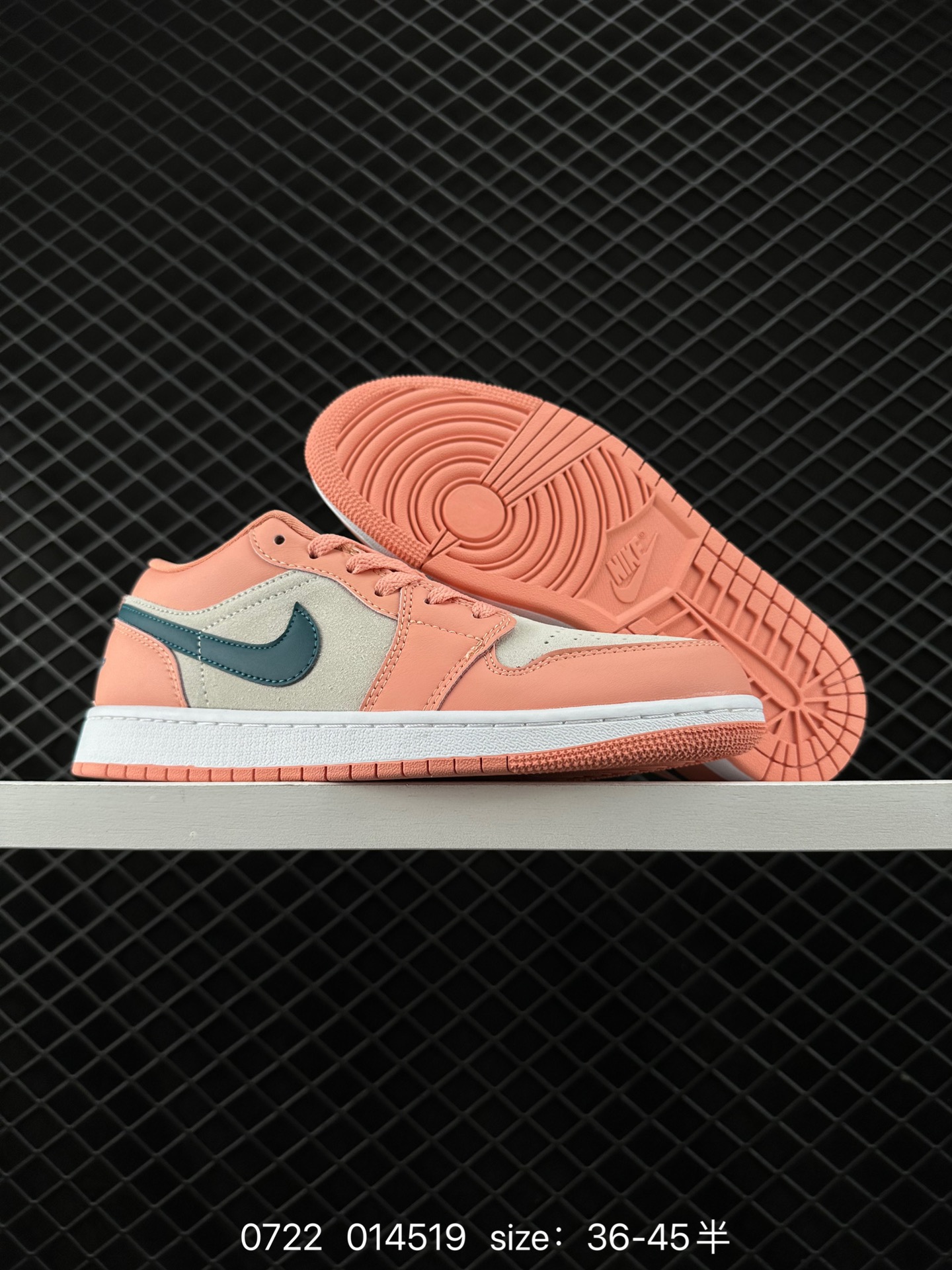 Air Jordan 1 Low AJ1